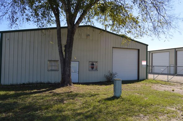 2810 N FM 17, Alba, TX 75410